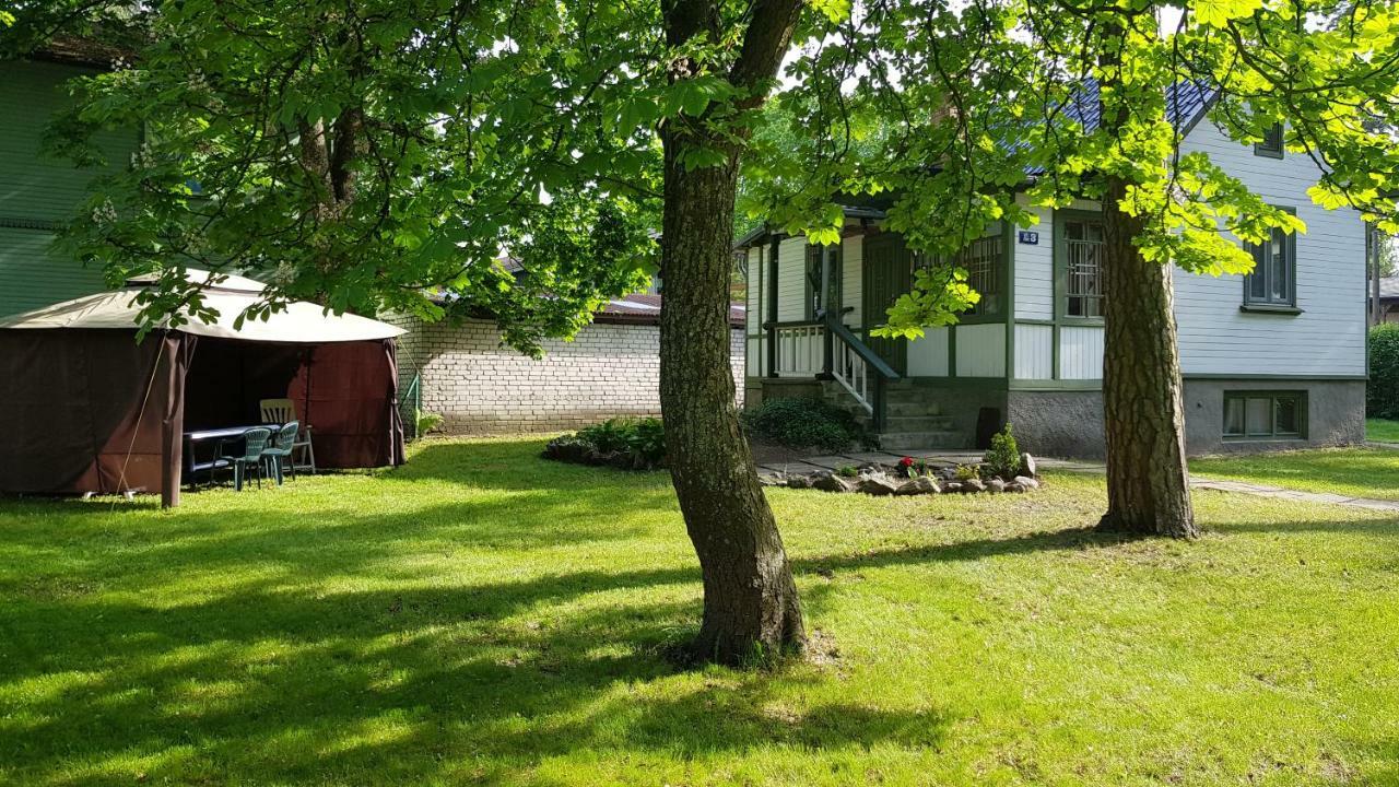Mini-House With Garden In Jurmala Villa Esterno foto